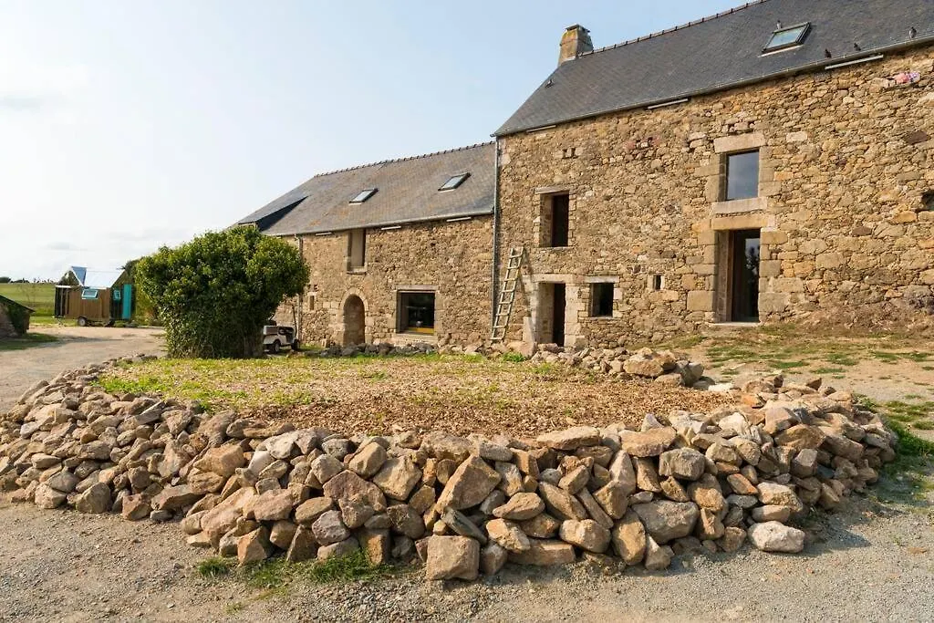 La Ferme du golf, gîte atypique et artistique Lancieux Couette-café