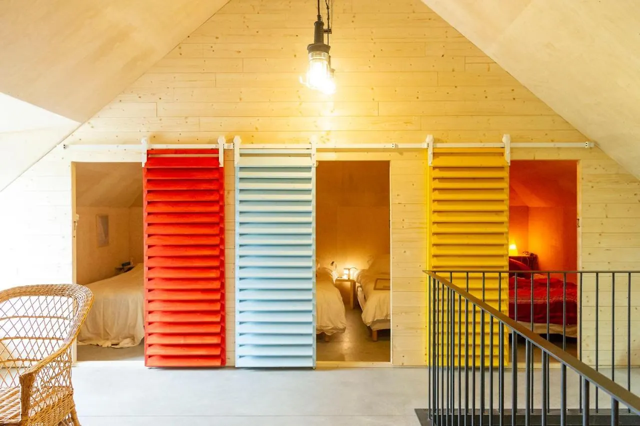 La Ferme du golf, gîte atypique et artistique Lancieux 0*,  France