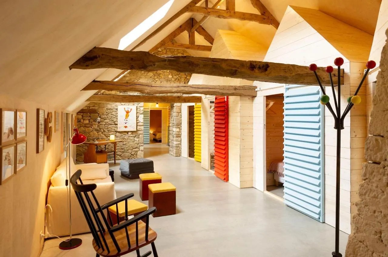 Couette-café La Ferme du golf, gîte atypique et artistique Lancieux France