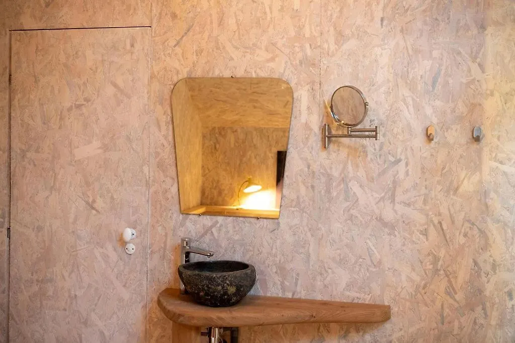 La Ferme du golf, gîte atypique et artistique Lancieux Couette-café