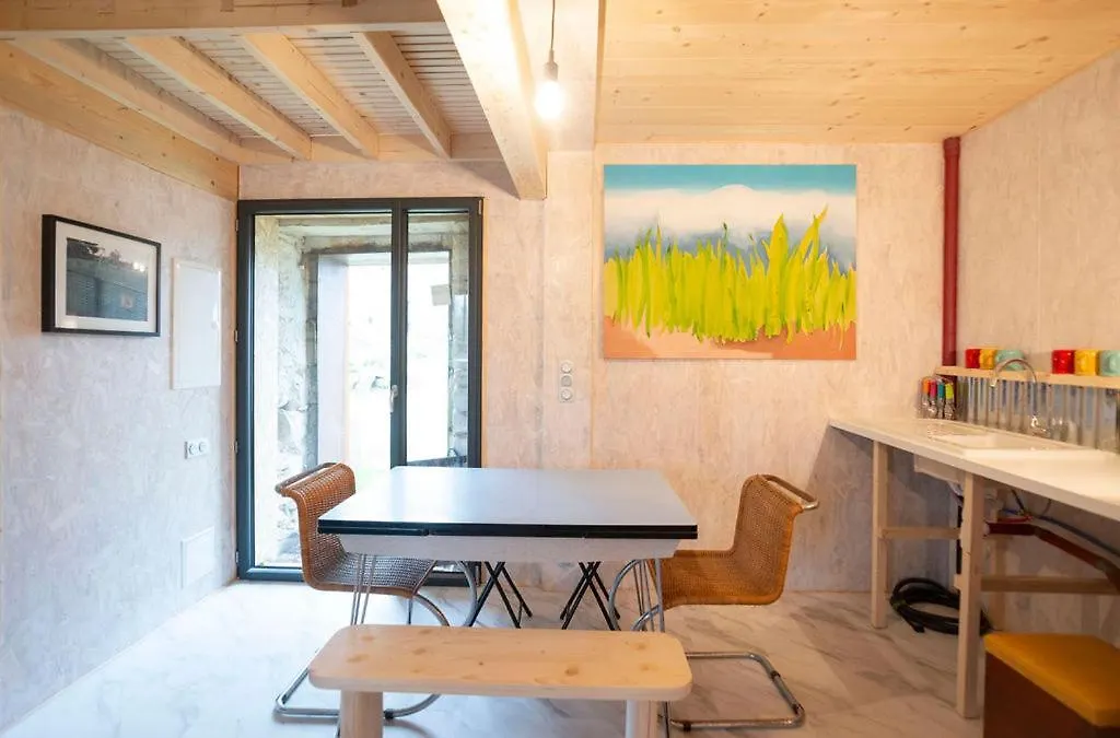 La Ferme du golf, gîte atypique et artistique Lancieux