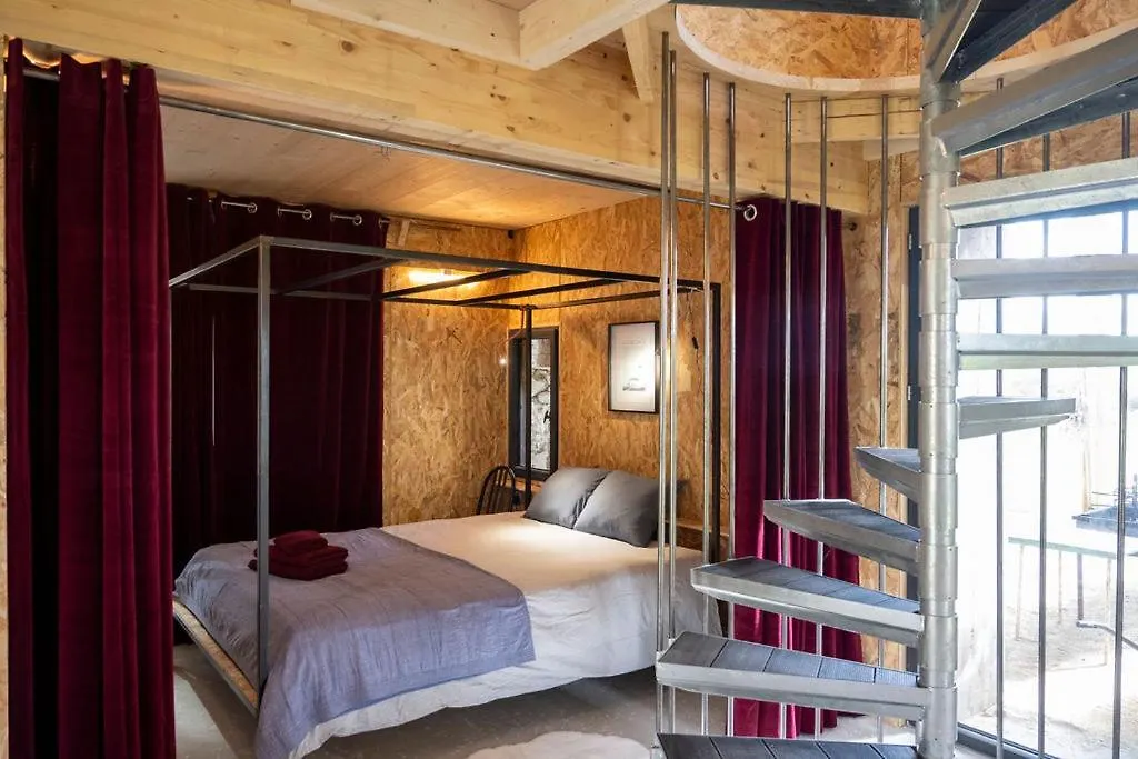 La Ferme du golf, gîte atypique et artistique Lancieux