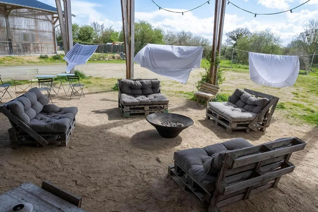 La Ferme Du Golf, Gite Atypique Et Artistique Lancieux 0*,